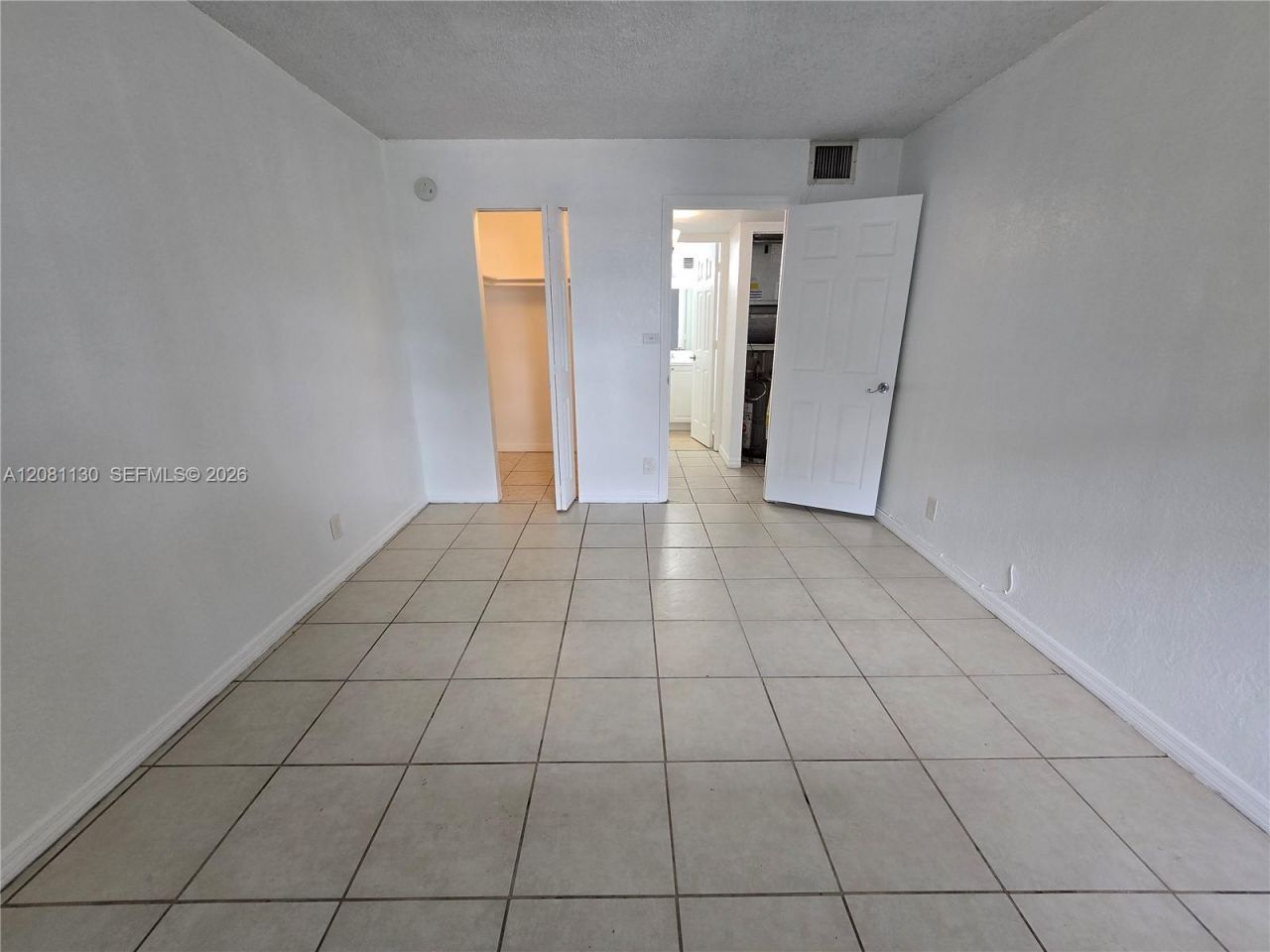 4550 NW 9th St, Unit 310E, Miami, FL 33126 Photo