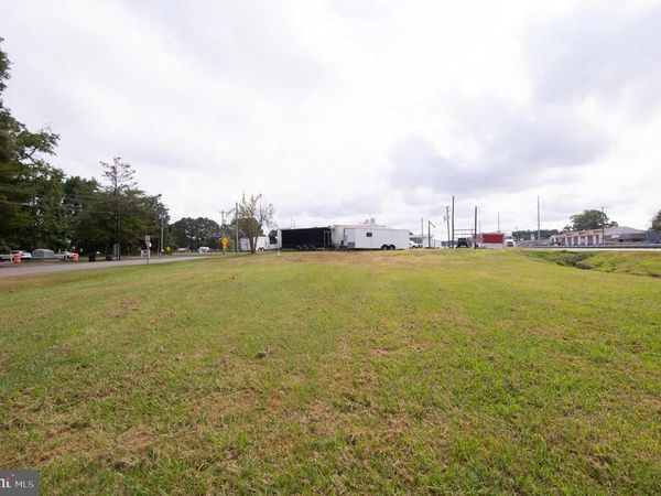 2906 OCEAN GATEWAY, CAMBRIDGE, MD 21613