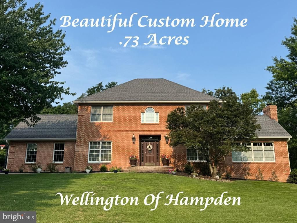 2204 E COVENTRY LANE, ENOLA, PA 17025