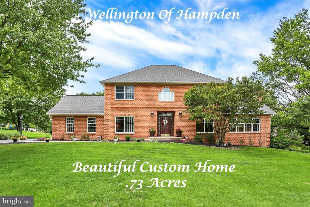 2204 E COVENTRY LANE, ENOLA, PA 17025