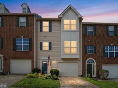545 SPARKLEBERRY TERRACE NE, LEESBURG, VA 20176