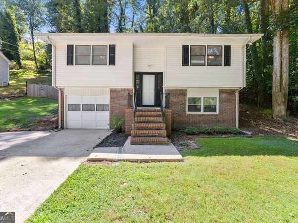 1421 Northwood Circle NE, Gainesville, GA 30501