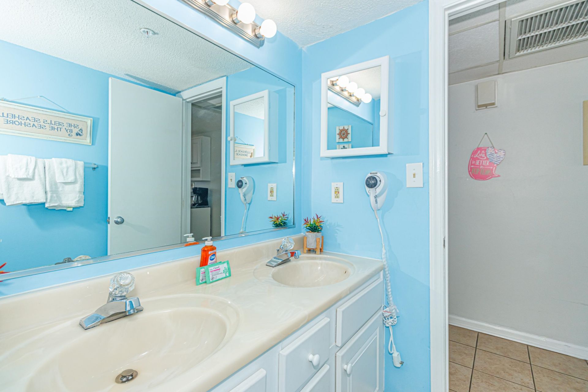 2310 N Ocean Blvd. Photo 22