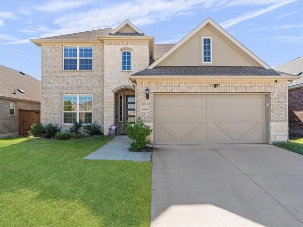 11416 Silver Queen Drive , Aubrey, TX 76227