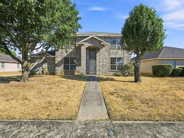 467 Orchard Hill Drive, Cedar Hill, TX 75104