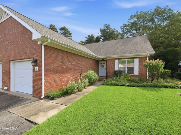 320 Hiscott Lane, Unit 320, Pinehurst, NC 28374