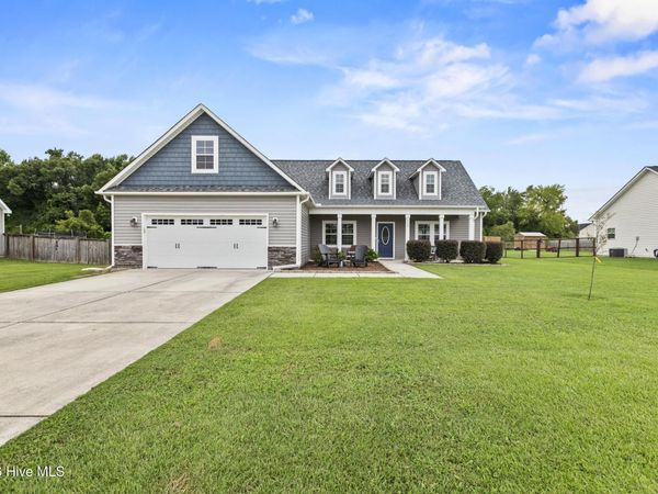 115 Pembury Way, Richlands, NC 28574