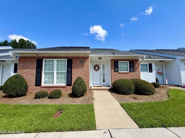 3105 Fox Run Drive, Kinston, NC 28504