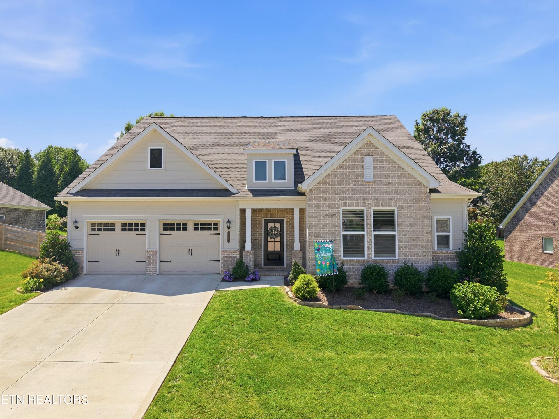 1437 Vale View Rd, Knoxville, TN 37922 Main Photo
