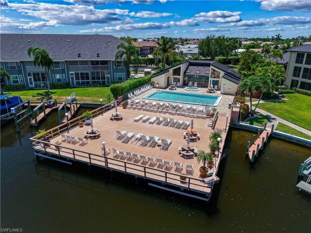 4647 SE 17th Pl, Unit 105, Cape Coral, FL 33904 Photo