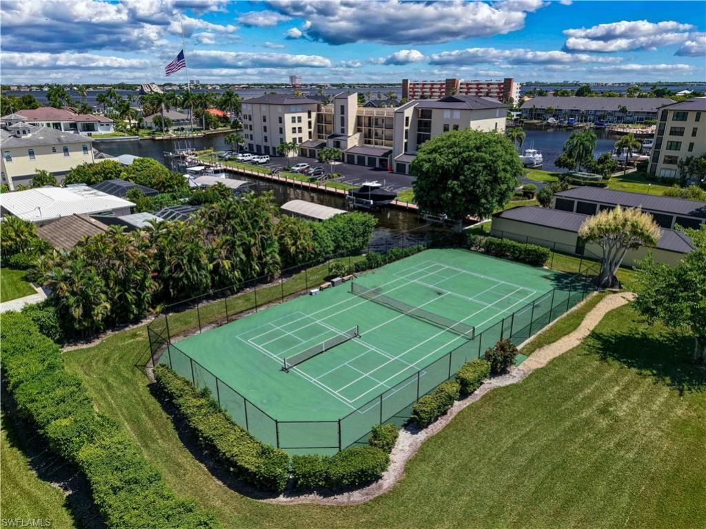 4647 SE 17th Pl, Unit 105, Cape Coral, FL 33904 Photo