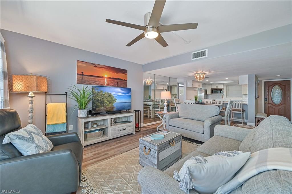 4647 SE 17th Pl, Unit 105, Cape Coral, FL 33904 Photo