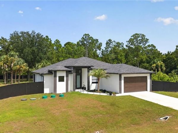 414 Highland AVE , LEHIGH ACRES, FL 33972