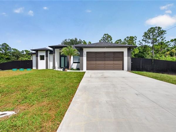 414 Highland AVE, LEHIGH ACRES, FL 33972