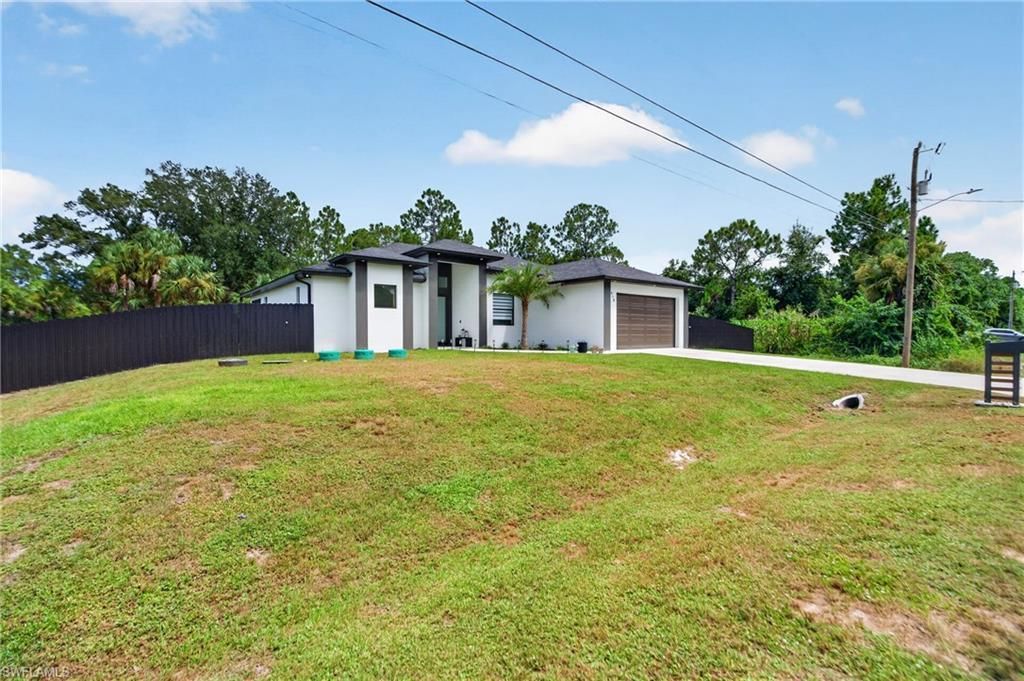 414 Highland Ave , Lehigh Acres, FL 33972 Photo