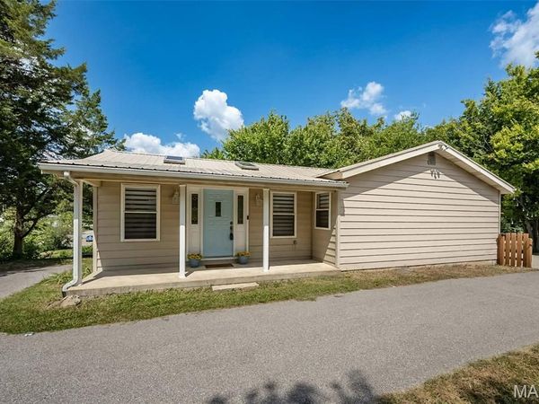 1734 Engle Drive , Arnold, MO 63010