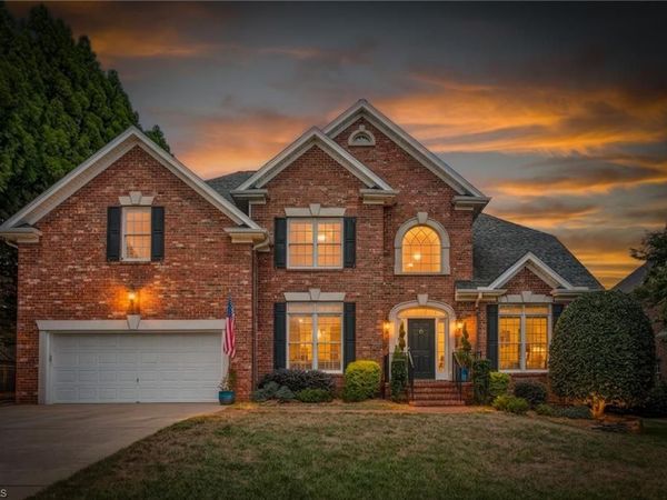 6002 Windsor Circle, Elon, NC 27244