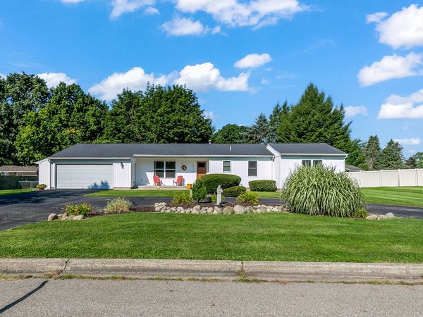 1411 E Rishel Road, Sturgis, MI 49091
