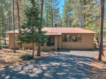 57077 Fox Lane Sunriver, OR 97707