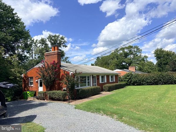 8414 IMPALLA DRIVE , MANASSAS, VA 20110