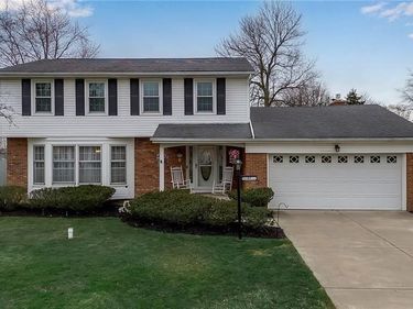 97 Tartan Lane , Buffalo, NY 14221
