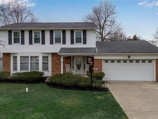 97 Tartan Lane , Buffalo, NY 14221