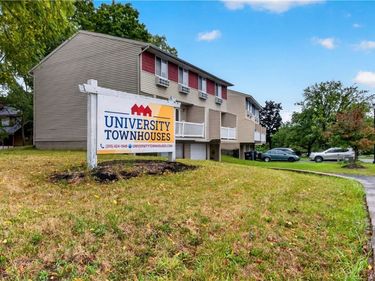 205-274 Robert Dr, Syracuse, NY 13210