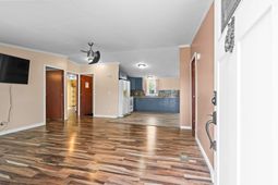 425 Sand Hill Dr.  photo 4
