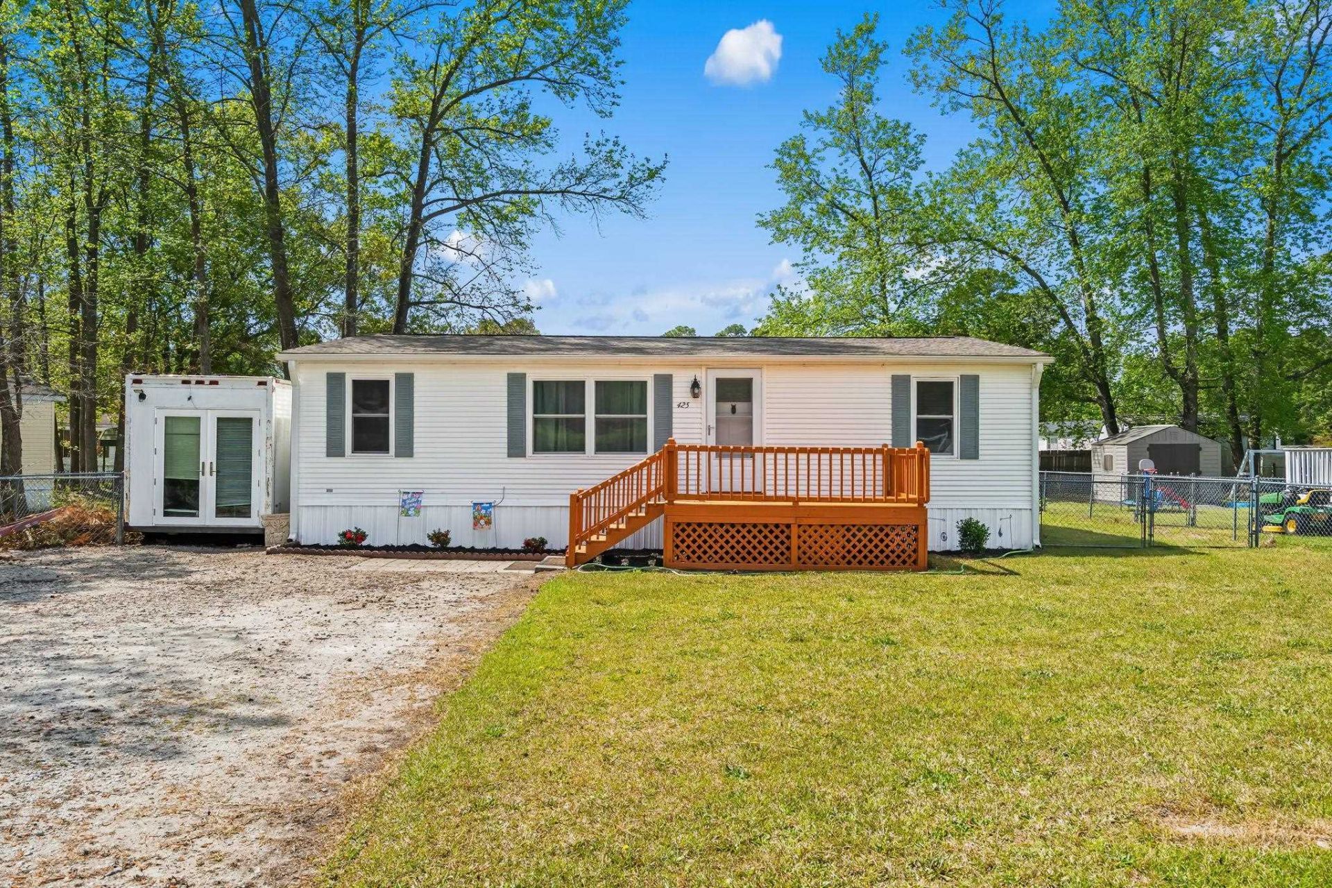 425 Sand Hill Dr.  Photo 37