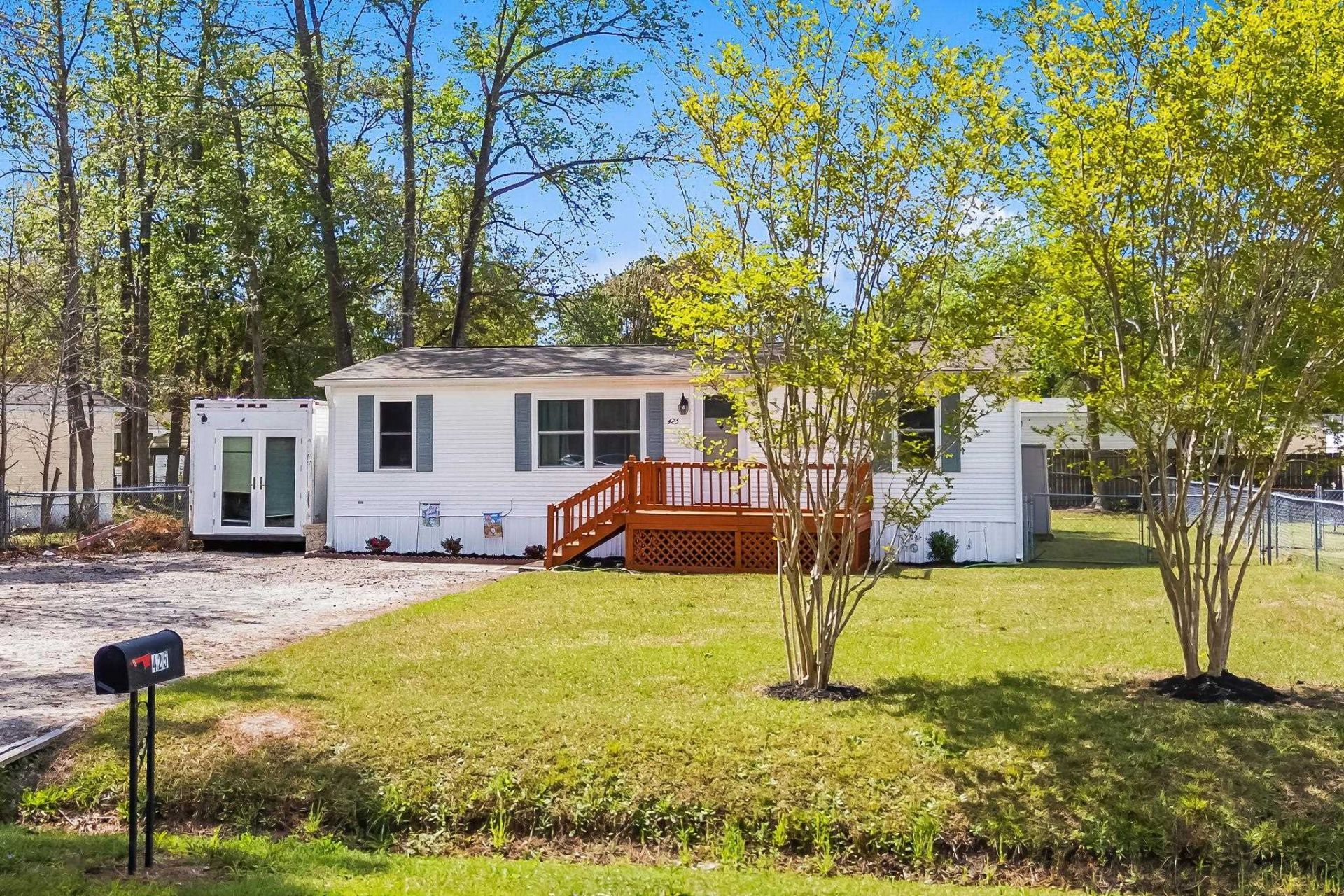 425 Sand Hill Dr.  Photo 38