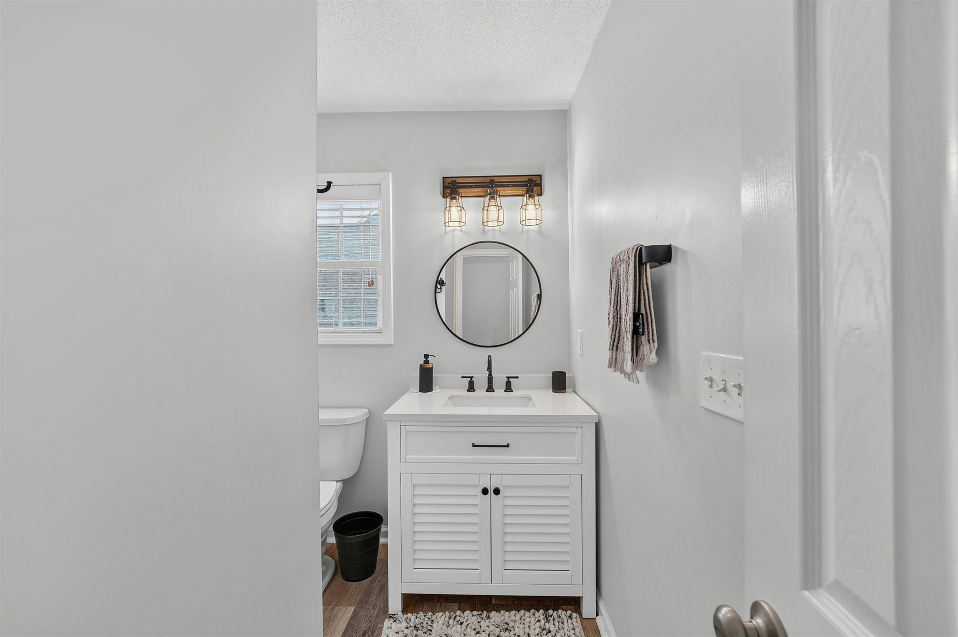 4225 Rivergate Ln.  Photo 22