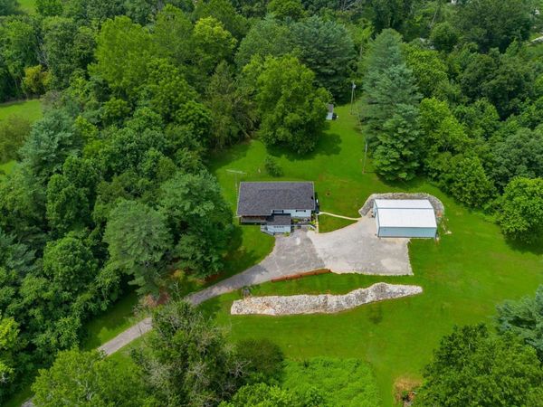 2889 Avoca Eureka Road, Bedford, IN 47421
