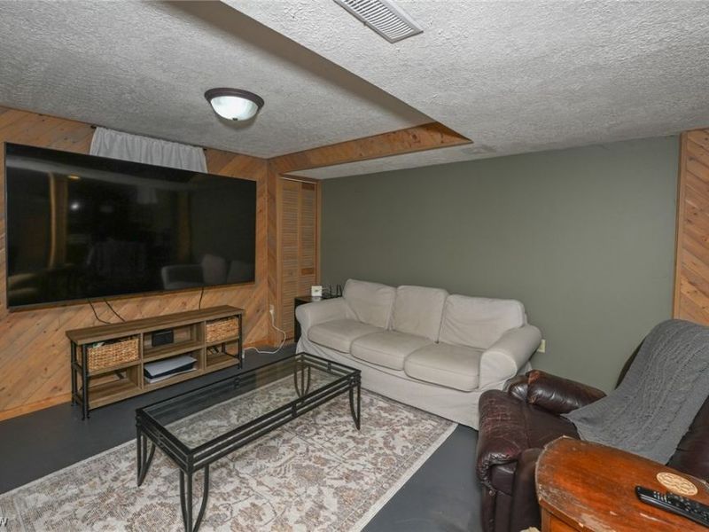 829 Dan Avenue , Canal Fulton, OH 44614 Photo 43