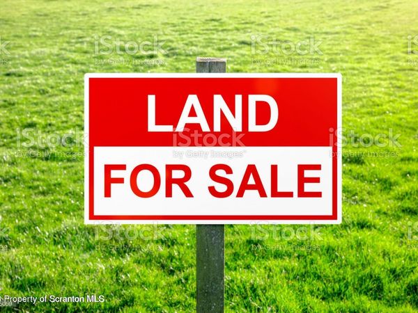 29 Pierce Road , Carbondale, PA 18407