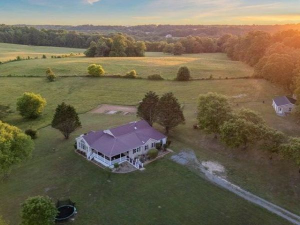 525 Ob Davis Road, Delano, TN 37325