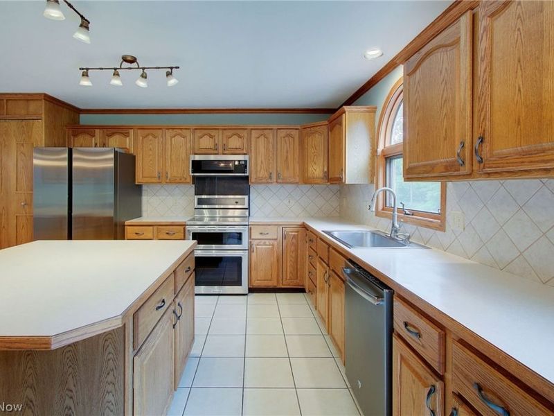 6094 Coppercove Circle NW, North Canton, OH 44720 Photo 10