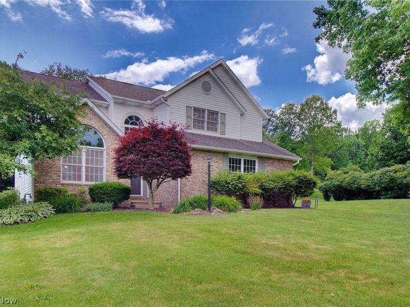 6094 Coppercove Circle NW, North Canton, OH 44720 Photo 2