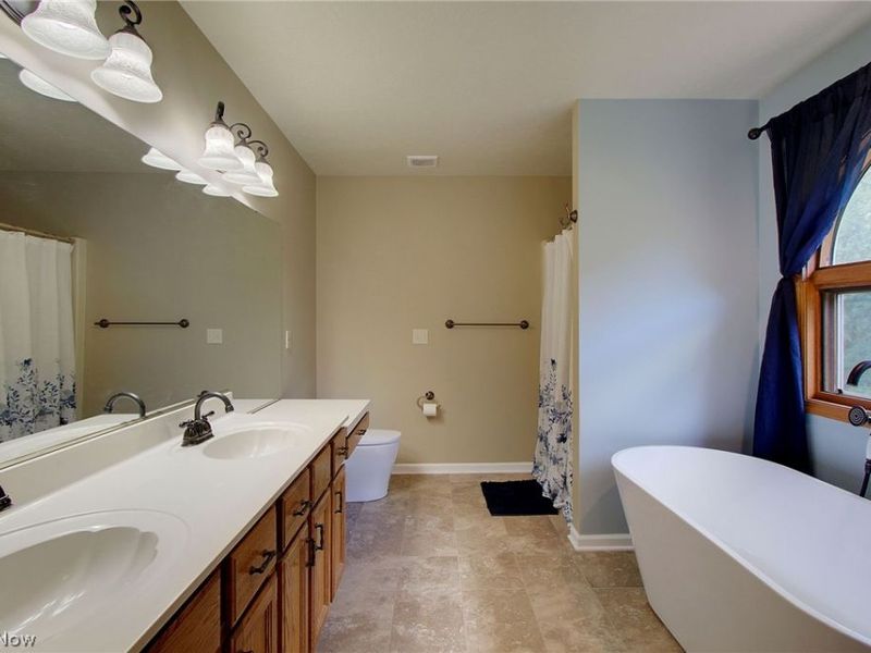 6094 Coppercove Circle NW, North Canton, OH 44720 Photo 27