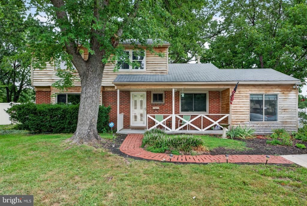 67 Marlborough Avenue, Marlton, NJ 08053 Main Photo