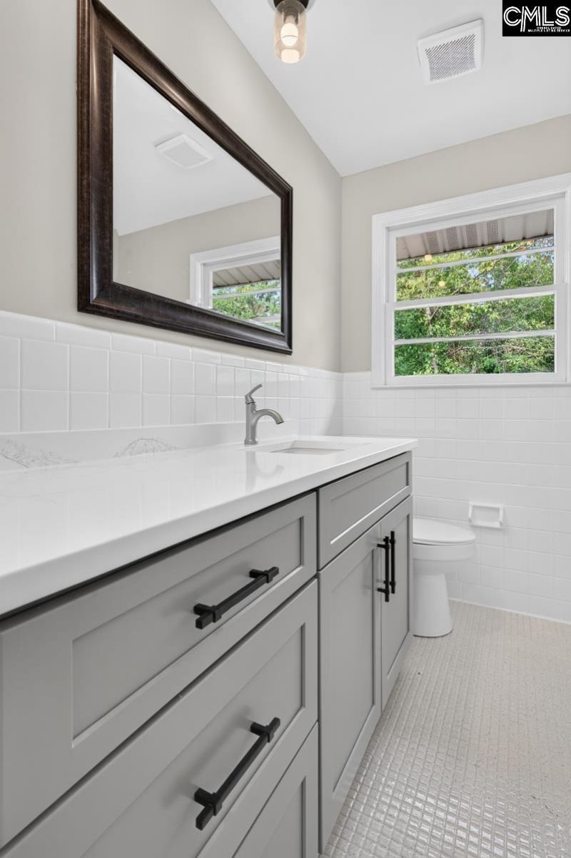 1400 Elizabeth Lane  Photo 18