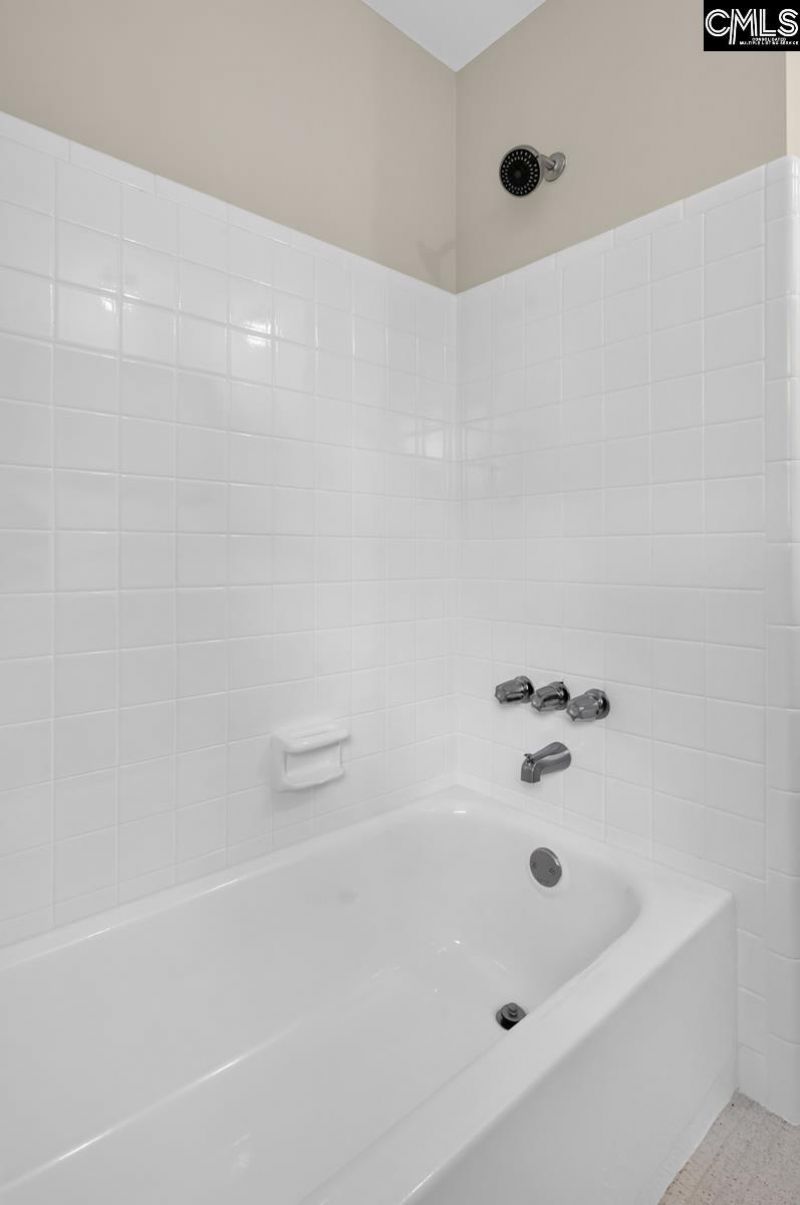 1400 Elizabeth Lane  Photo 21