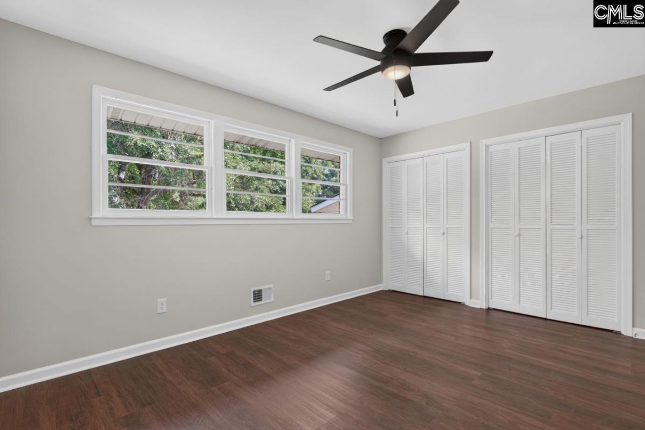 1400 Elizabeth Lane  Photo 9