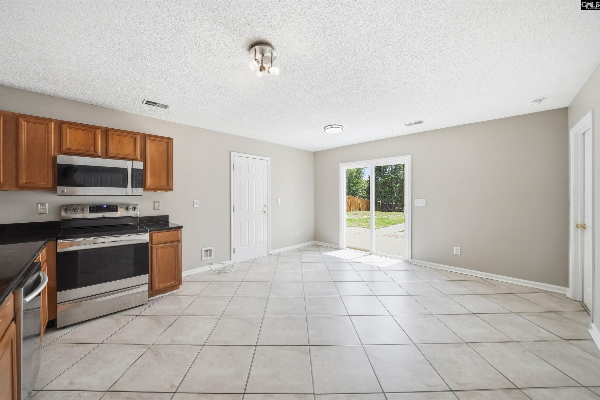 131 Hunters Mill Drive  Photo 11