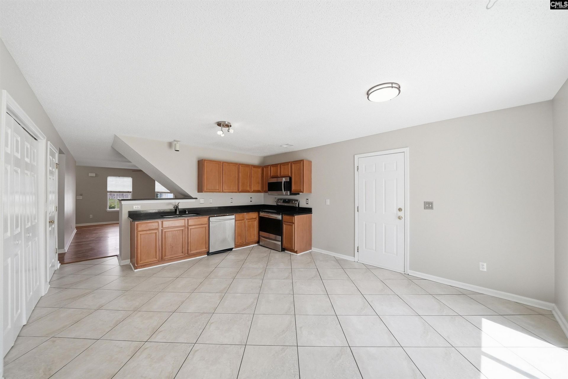 131 Hunters Mill Drive  Photo 12
