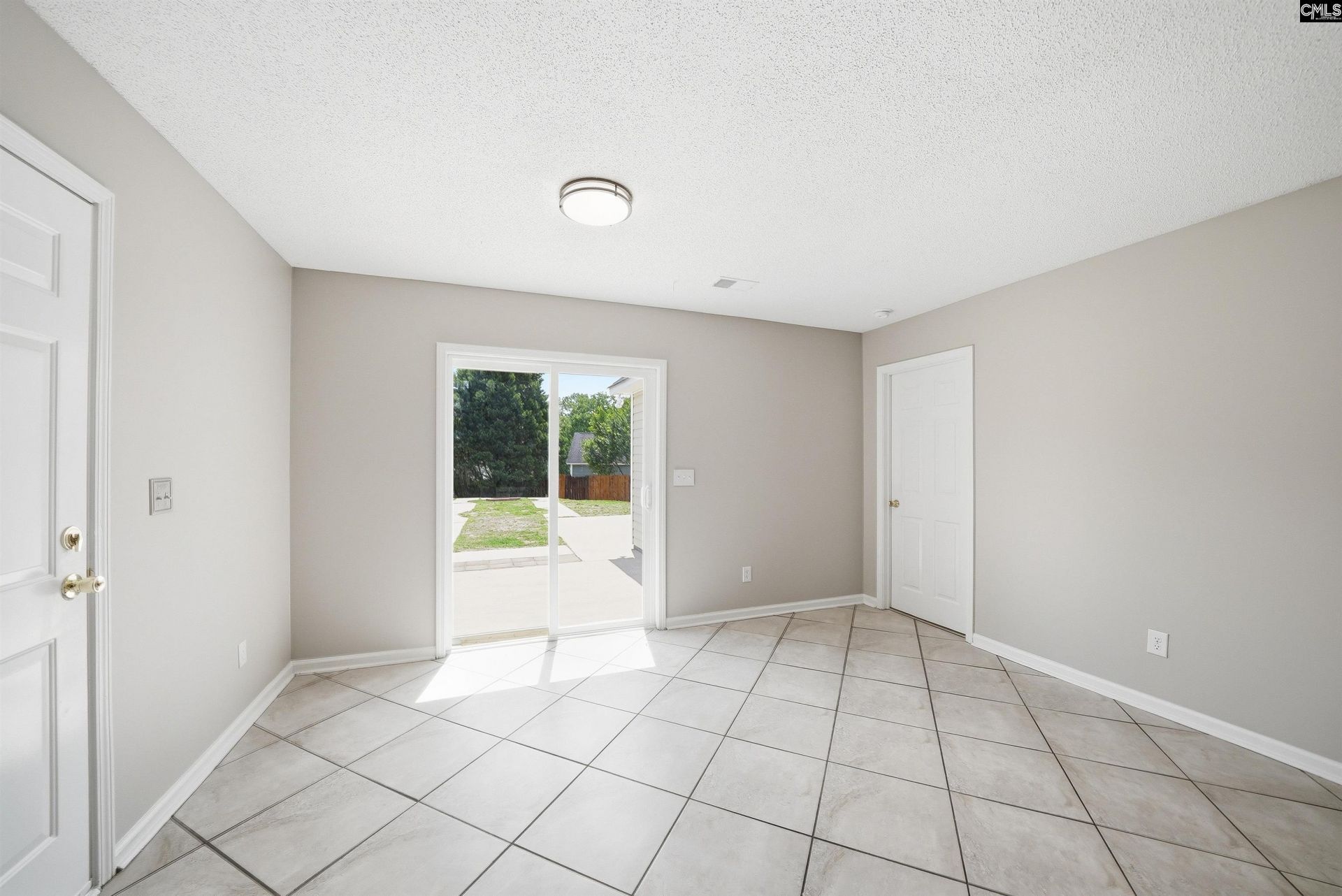 131 Hunters Mill Drive  Photo 13