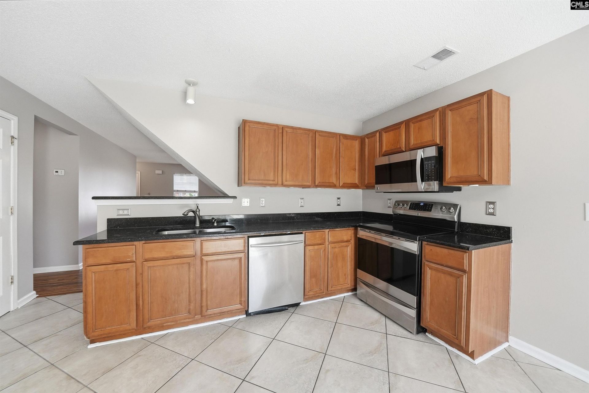 131 Hunters Mill Drive  Photo 14