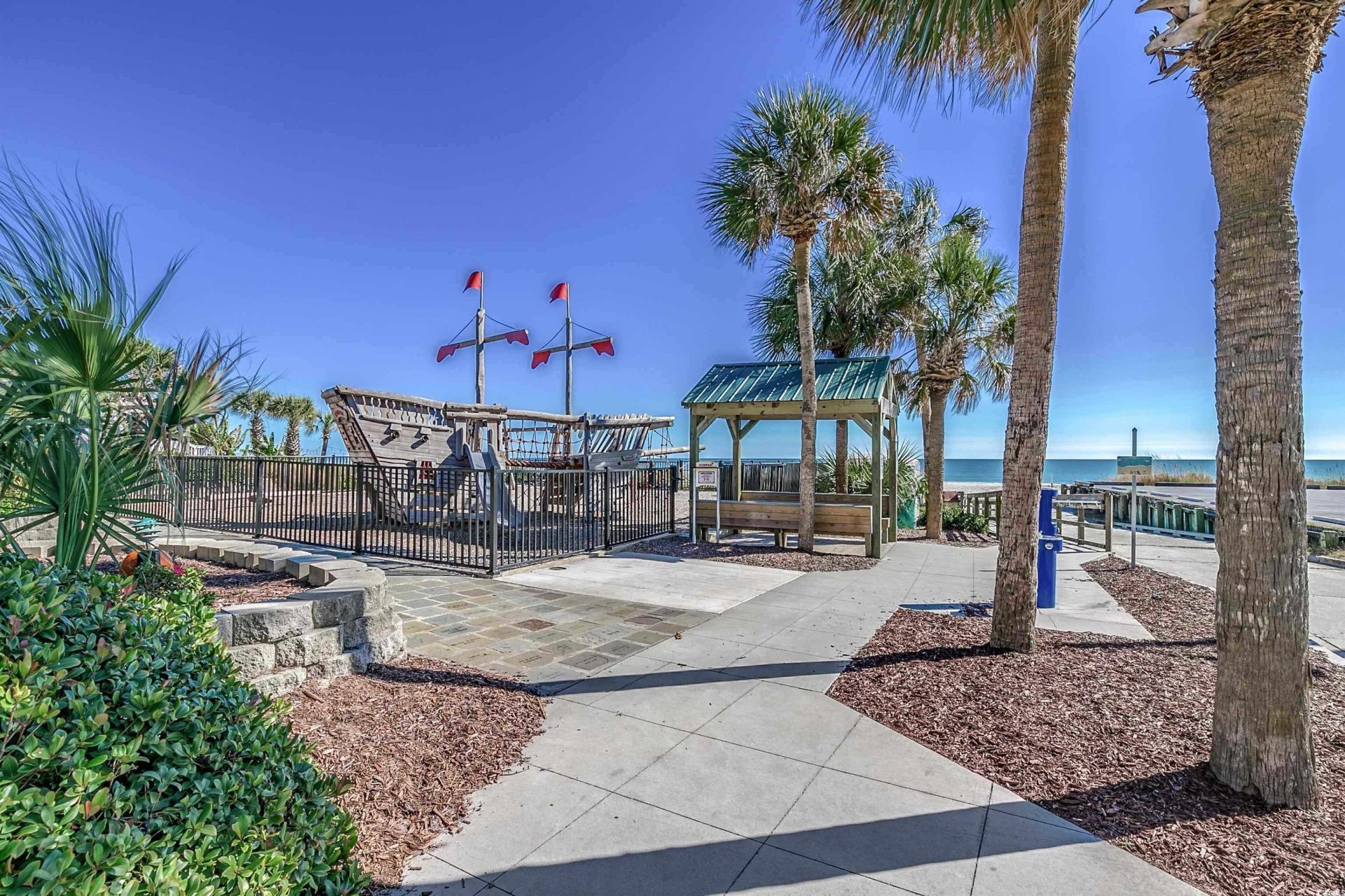 5523 N Ocean Blvd.  Photo 39