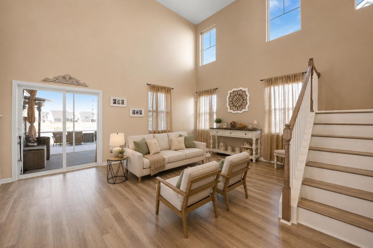 215 Squire Pope Road Photo 11