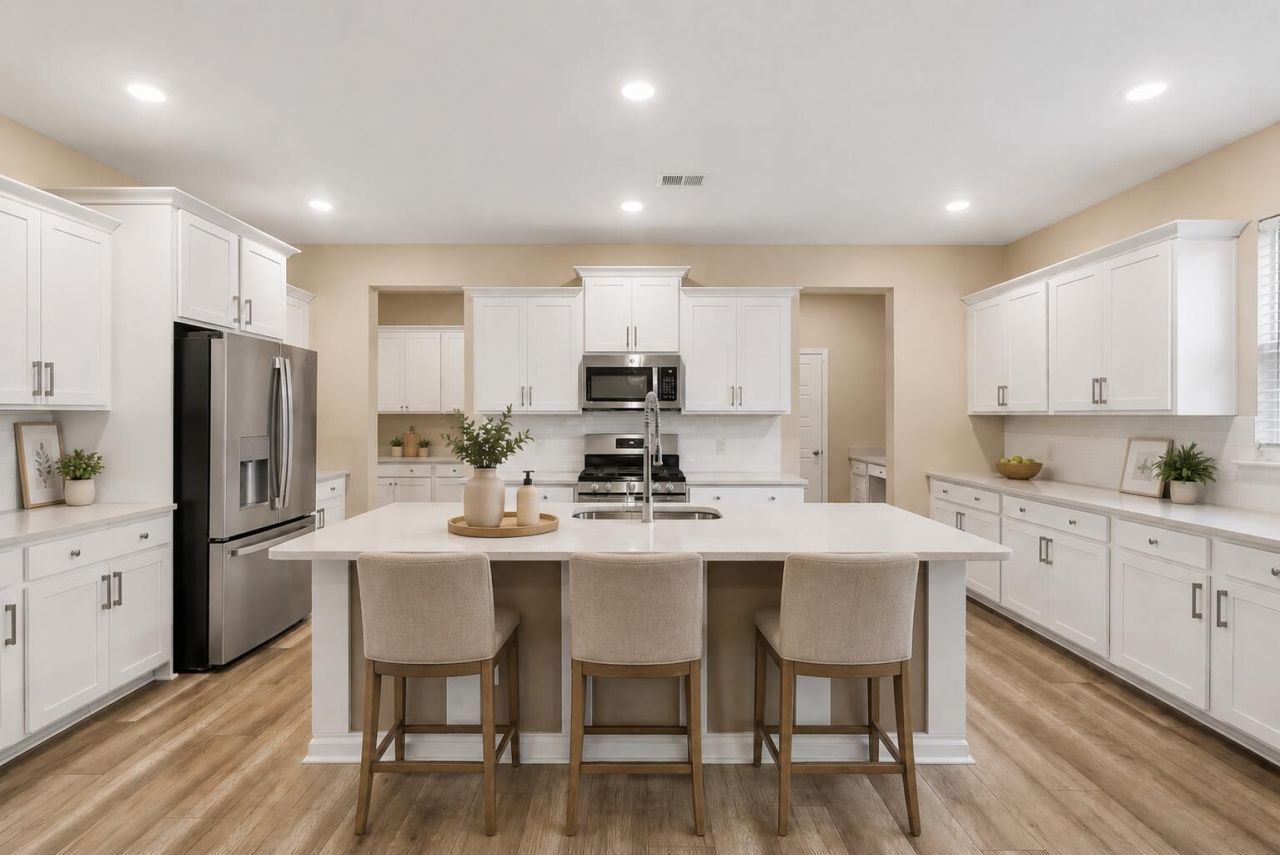 215 Squire Pope Road Photo 17