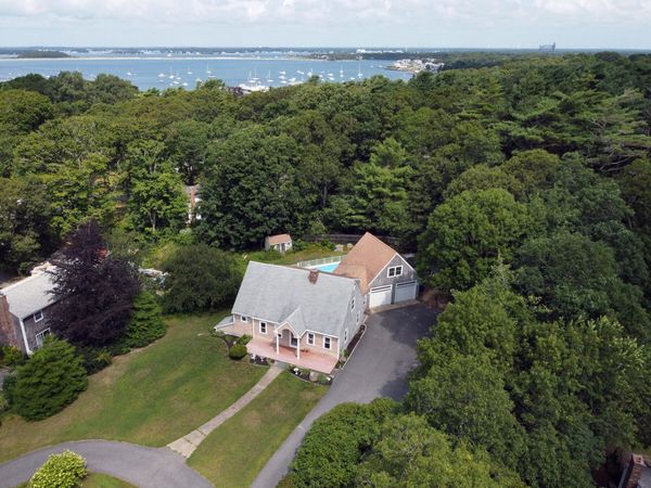 3 Midway Road, Pocasset, MA 02559